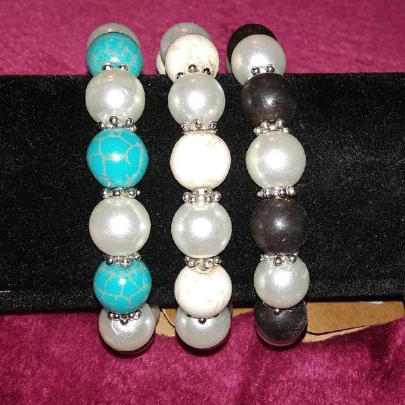 Jewelry - 💗SUPER SALE💗3 BEAUTIFUL BRACELET BUNDLE